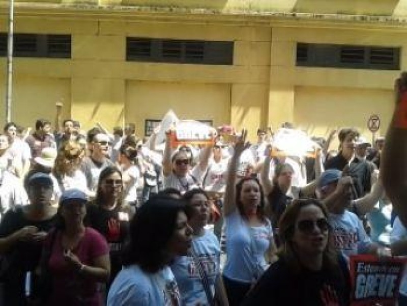 [BANRISUL MOSTRA QUE O CAMINHO É A UNIDADE DA CATEGORIA]