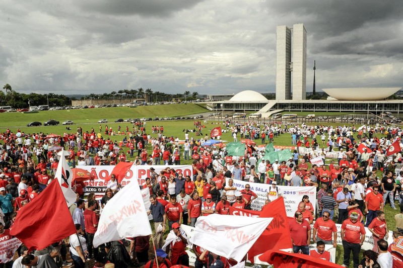 [Executiva Nacional do PSOL convoca militância a fortalecer a luta contra o ajuste fiscal]